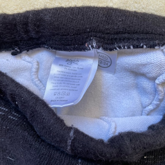 3/$20 agoo 12-24 month hockey style pants - Picture 2 of 3